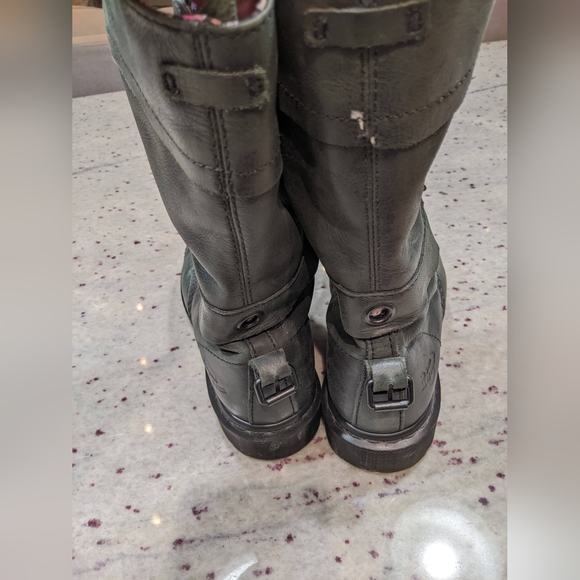 Dr. Martens - Picture 5 of 8